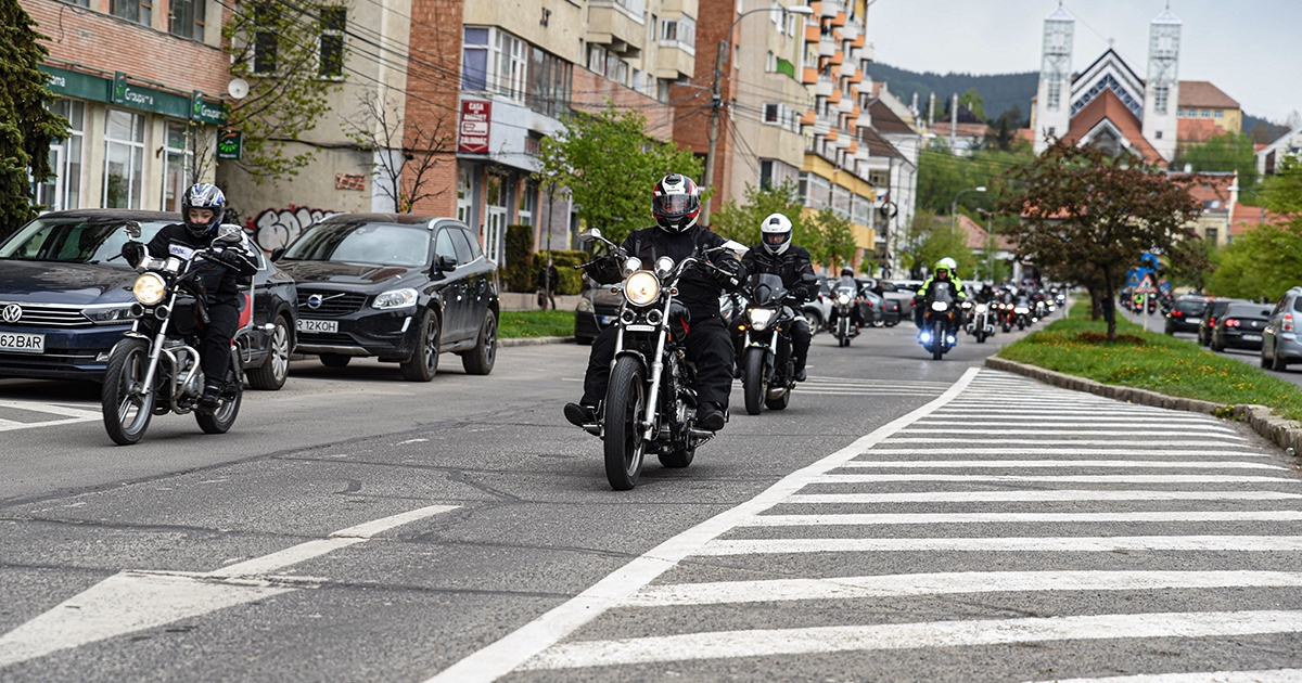 A buszsávot is használhatják a motorosok